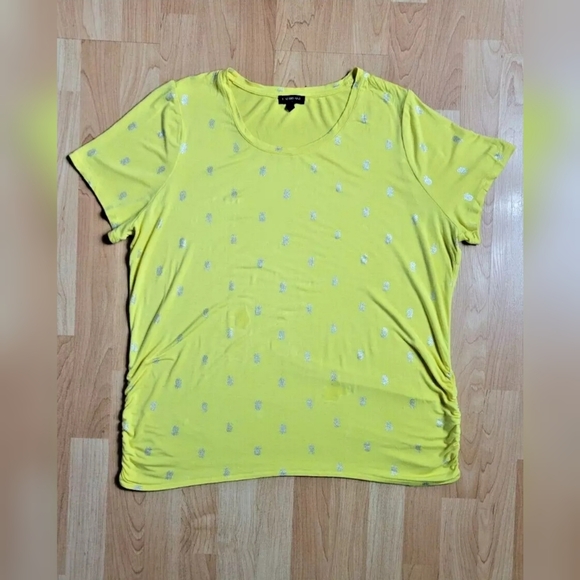 Lane Bryant pineapple print t-shirt - Picture 1 of 8